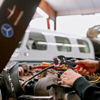 KNIPEX 81 11 250 Siphon-und Connectorenzange 250 mm